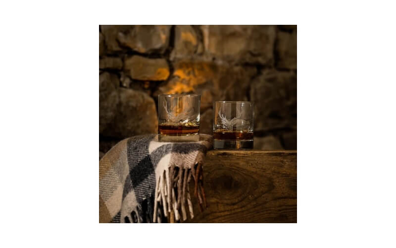 Whiskyglas met Onderzetter Edelhert Selbrae House