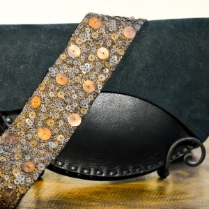 Leren Schoudertas 'Cowrie' uit Nepal